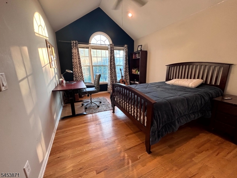 10 Spyglass Rd