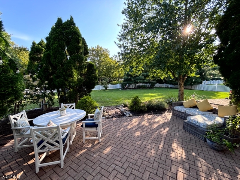 10 Spyglass Rd