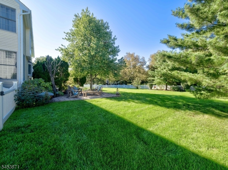 10 Spyglass Rd