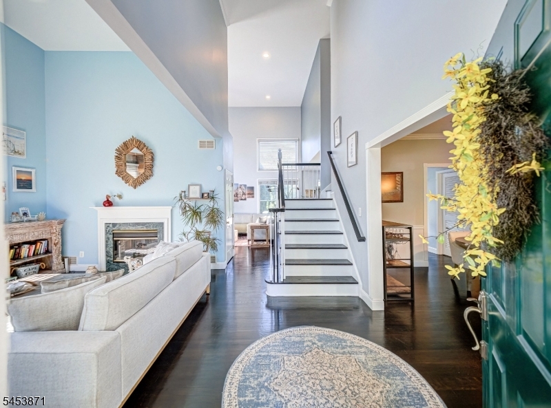 10 Spyglass Rd