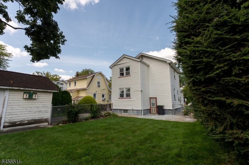 30 Carnation St