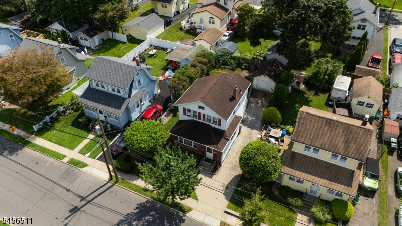 30 Carnation St