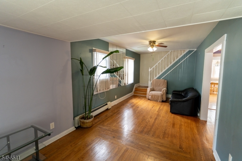 30 Carnation St