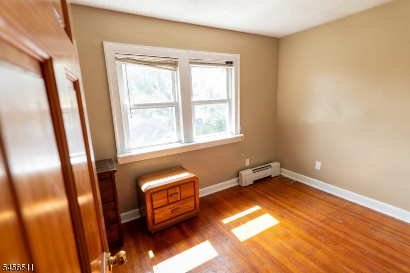30 Carnation St