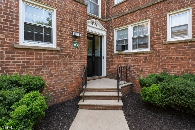 63 Forest Hill Pkwy #k1