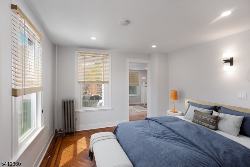 108 Thomas St