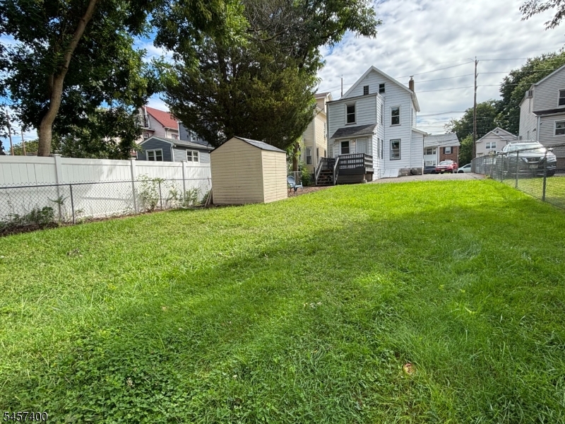 108 Thomas St
