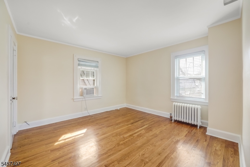 466 Beardsley Ave