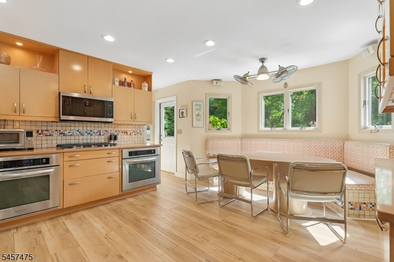 1 Edgar Road