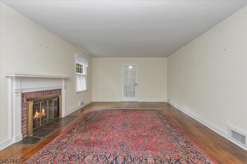 121 Passaic Ave