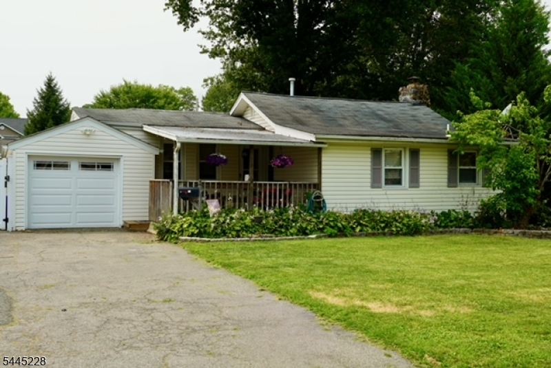 19 Seminole Ave