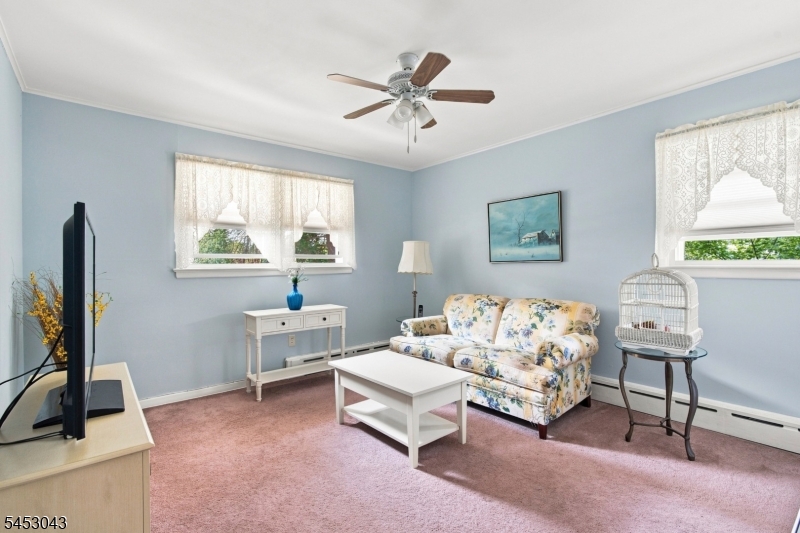 23 Evergreen Dr