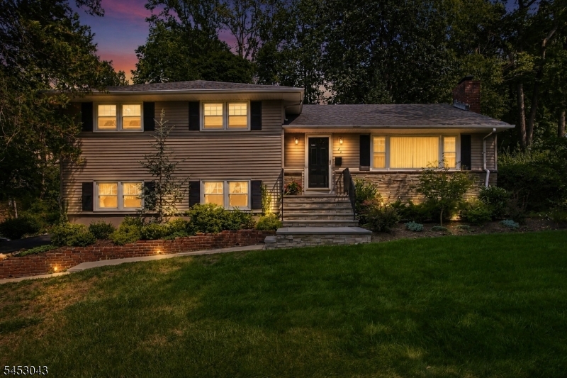 23 Evergreen Dr