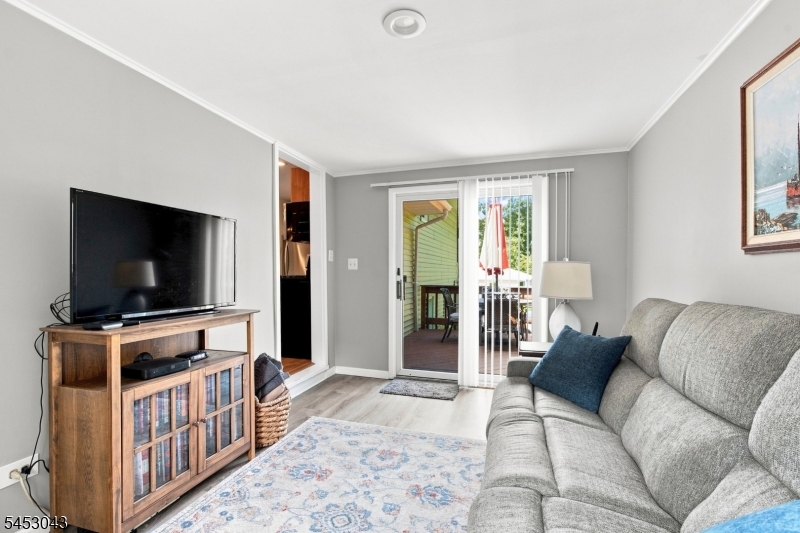 23 Evergreen Dr