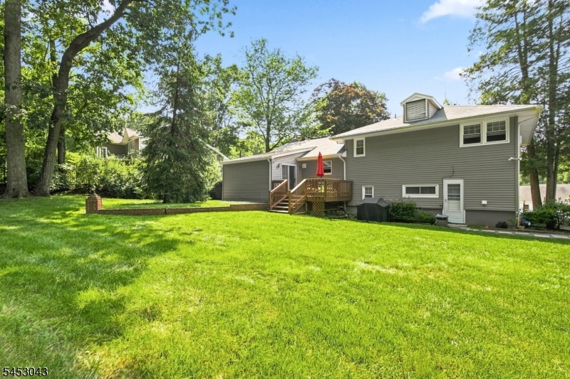 23 Evergreen Dr