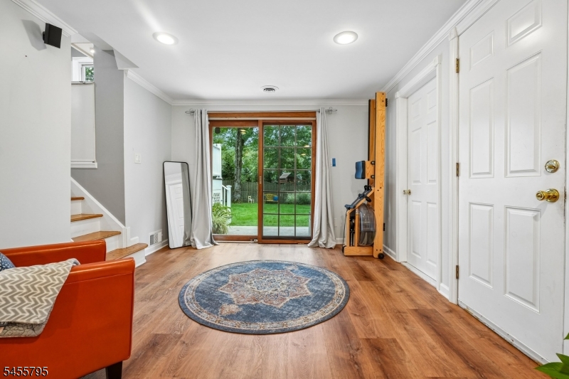 6 Gordon Pl