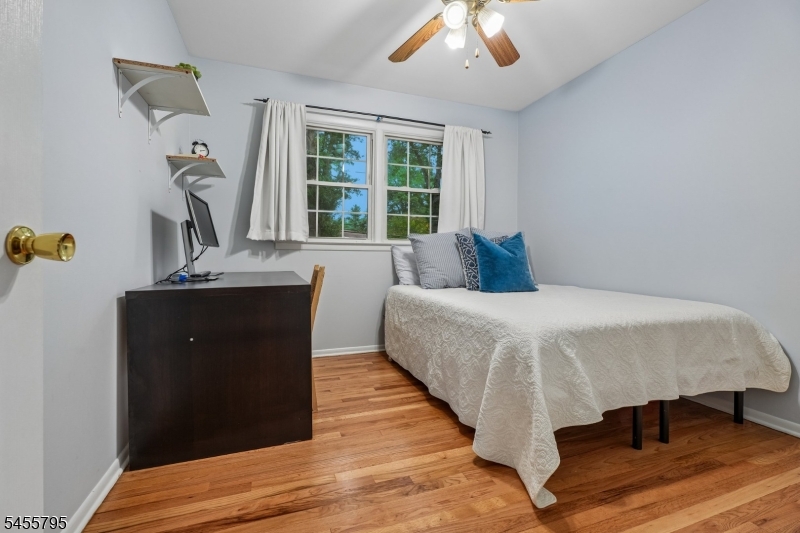6 Gordon Pl