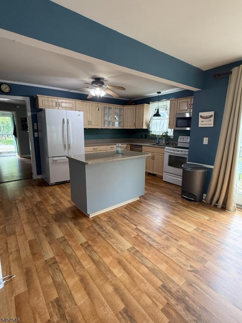 10 Arcata Ln