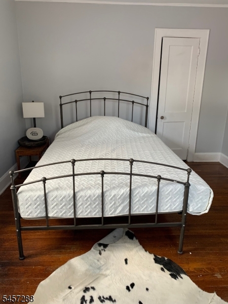 97 Elliot Pl