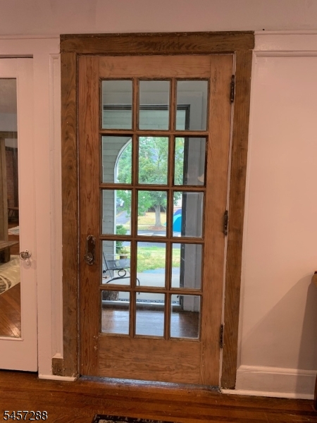 97 Elliot Pl
