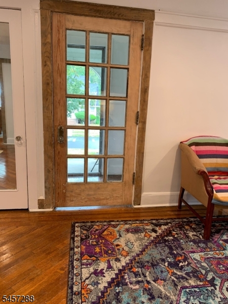 97 Elliot Pl