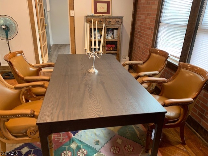 97 Elliot Pl
