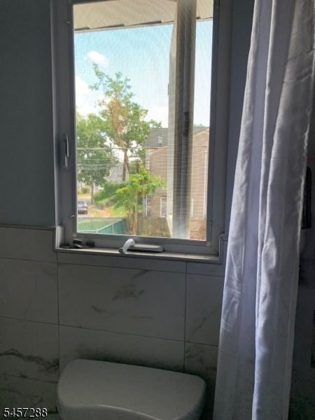97 Elliot Pl