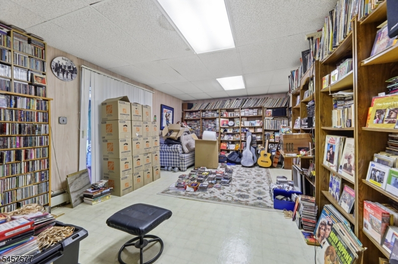 15 Garfield Rd