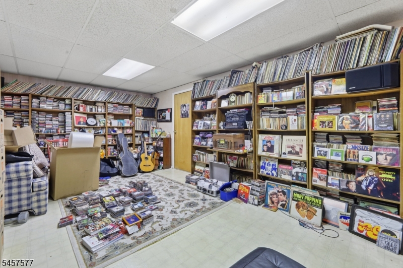 15 Garfield Rd
