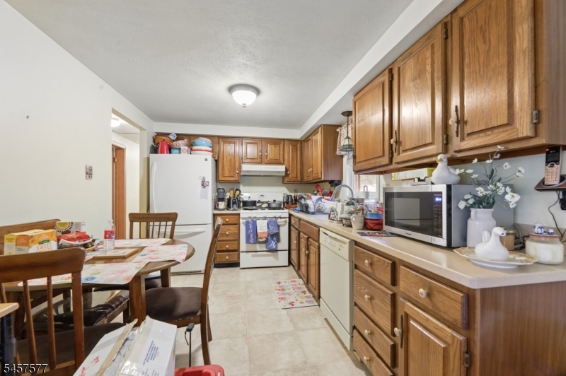 15 Garfield Rd