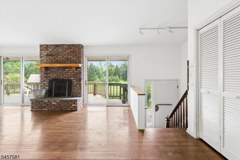51 Hibler Rd