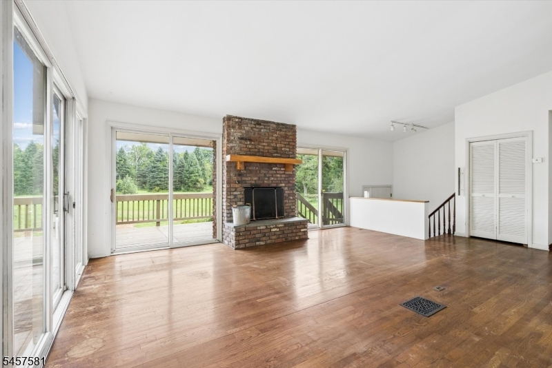 51 Hibler Rd