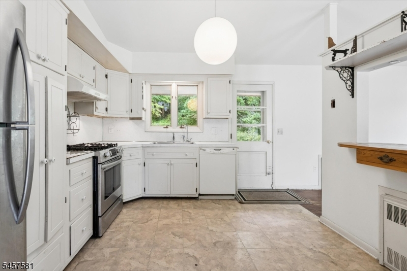51 Hibler Rd