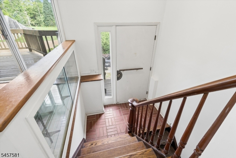 51 Hibler Rd
