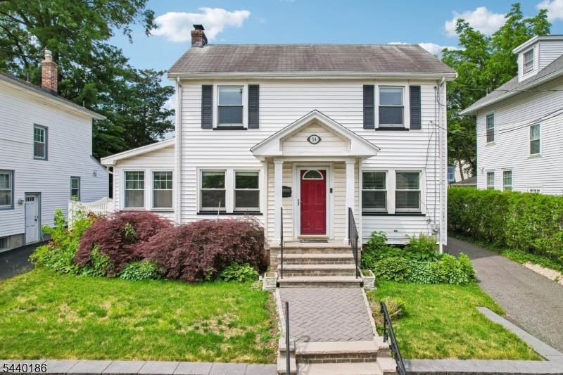34 Cypress St