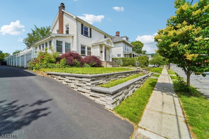 34 Cypress St