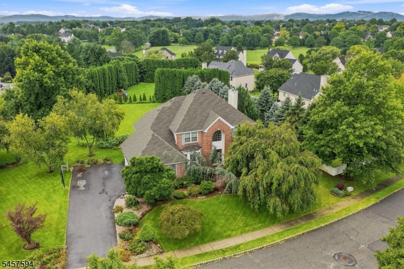 1002 Valerie Place