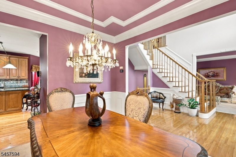 1002 Valerie Place