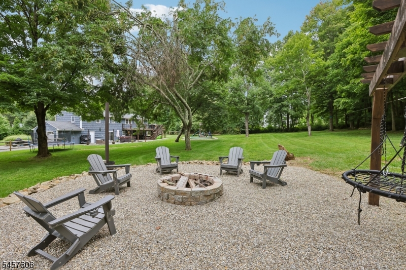 109 Pleasant Hill Rd
