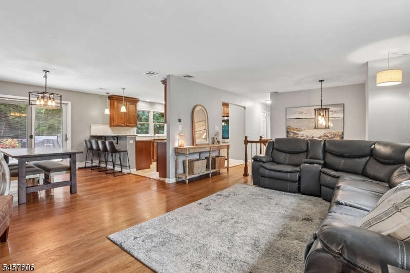 109 Pleasant Hill Rd