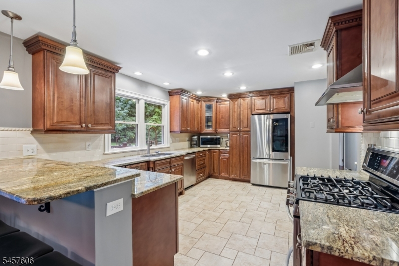 109 Pleasant Hill Rd