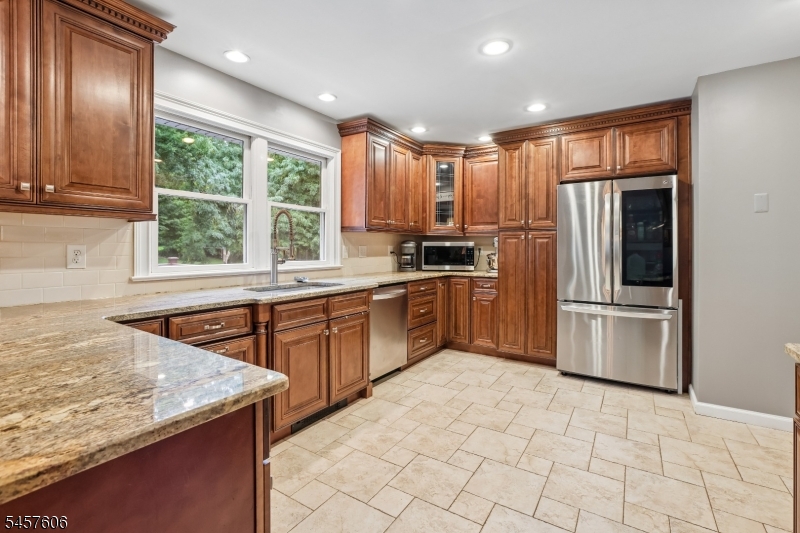 109 Pleasant Hill Rd