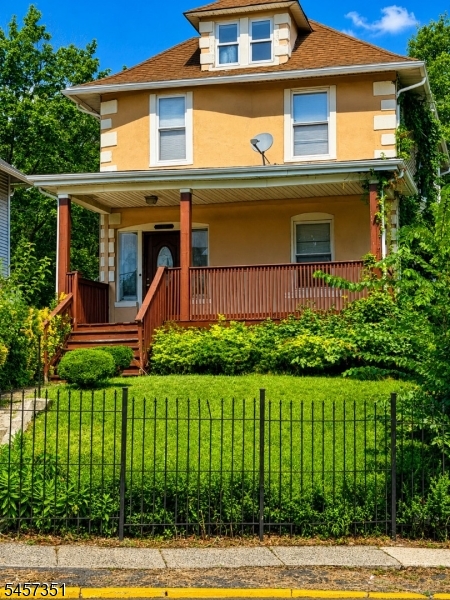 161 Hillside Ave