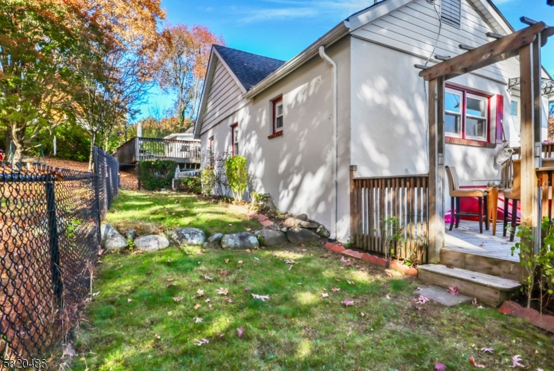 57 Terrace Ave