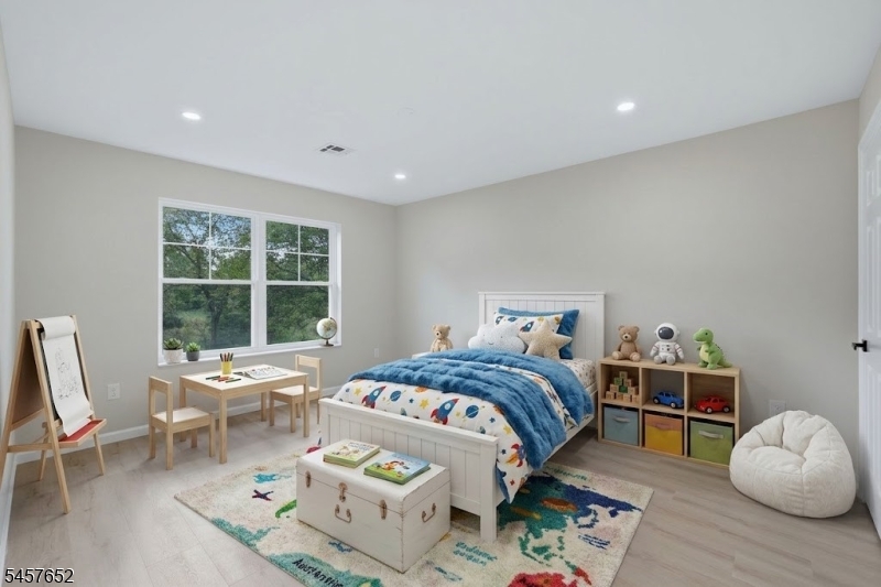 10 Delar Pkwy #A