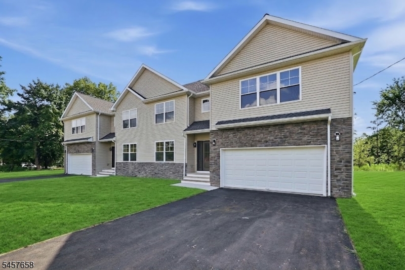 10 Delar Pkwy #B