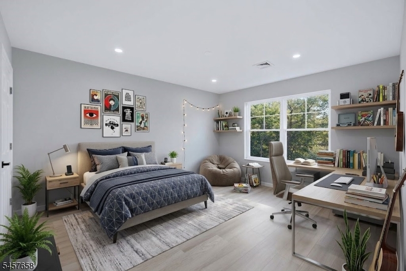 10 Delar Pkwy #B