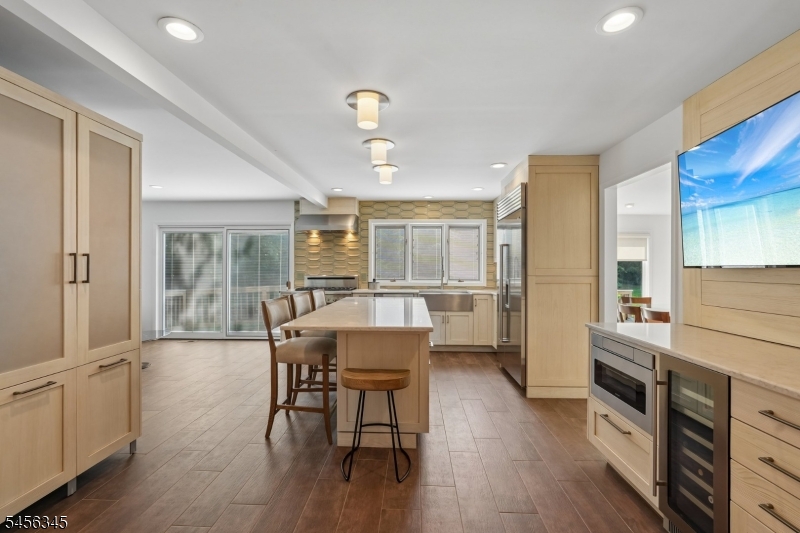 56 Roosevelt Blvd