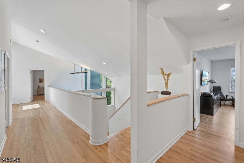 56 Roosevelt Blvd