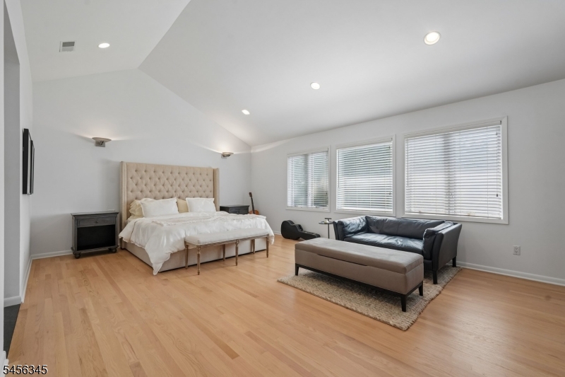 56 Roosevelt Blvd
